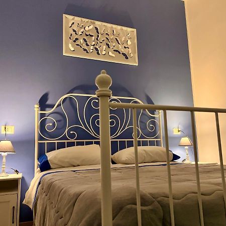 Vico Longo 25 - Ensuit Flat In The Heart Of Neapel Exterior foto