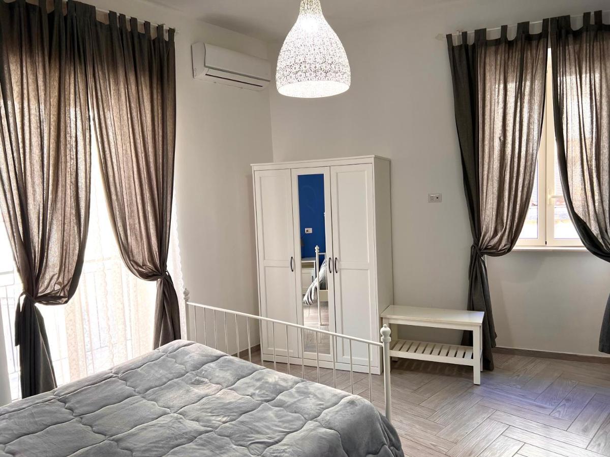Vico Longo 25 - Ensuit Flat In The Heart Of Neapel Exterior foto