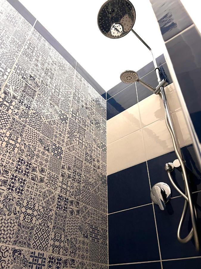 Vico Longo 25 - Ensuit Flat In The Heart Of Neapel Exterior foto
