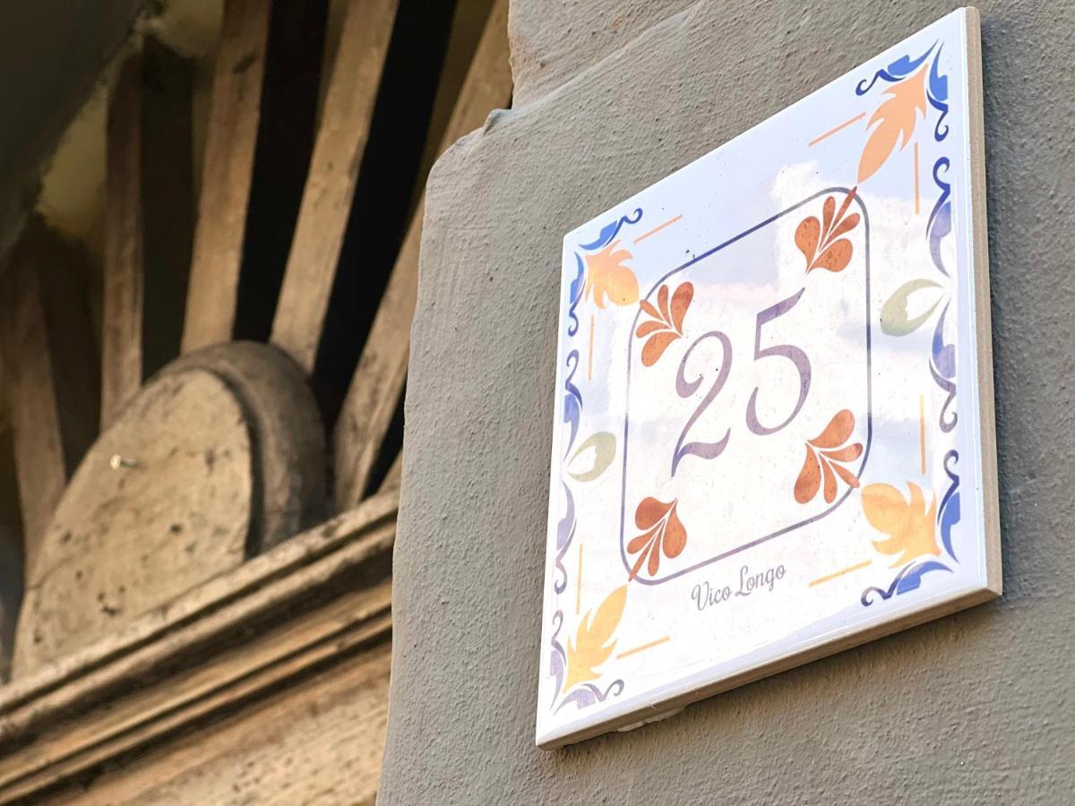 Vico Longo 25 - Ensuit Flat In The Heart Of Neapel Exterior foto